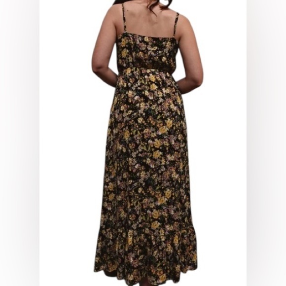 Sadie & Sage Getaway Garden Maxi Dress- Size Medium - Picture 2 of 10
